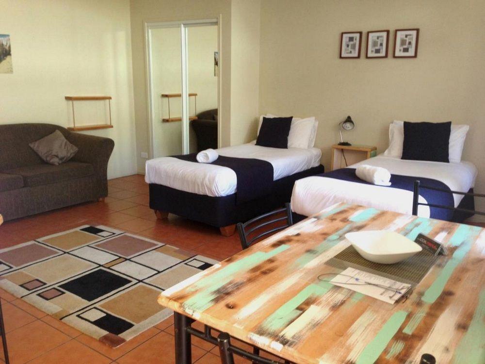 ไบรอนเซนทรัลอพาร์ตเมนท์ Aparthotel ไบรอนเบย์ ภายนอก รูปภาพ